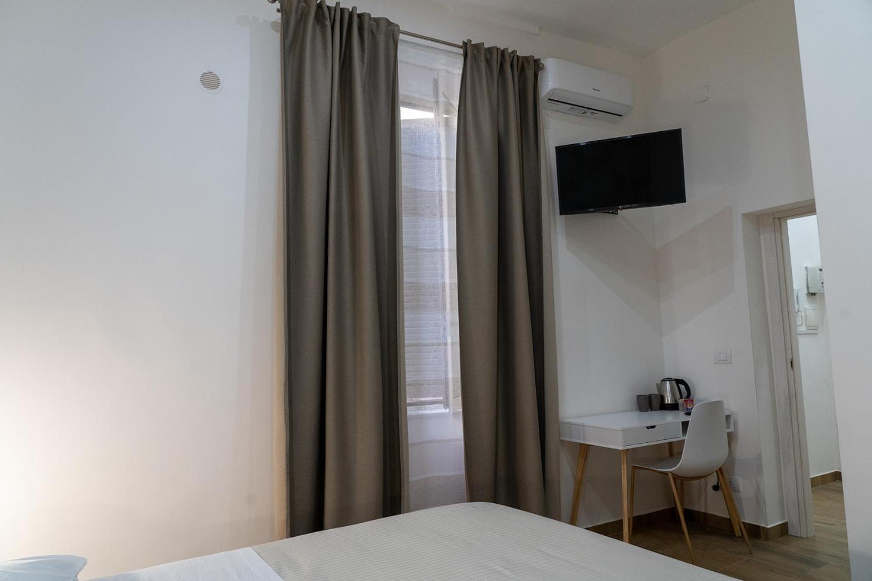 A Casa Di Edel Bed & Breakfast เนเปิลส์ ภายนอก รูปภาพ